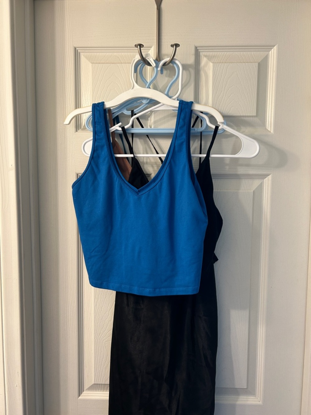 (7) items size Large variety of brands